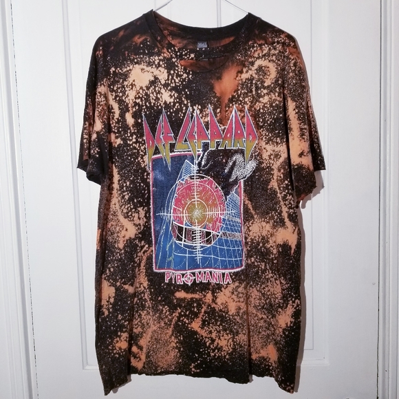 Tops - DEF LEPPARD Custom Bleached Graphic Band Tee
